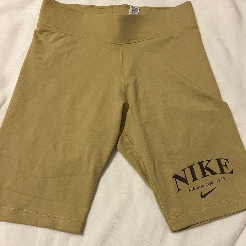 Nike bikers shorts
